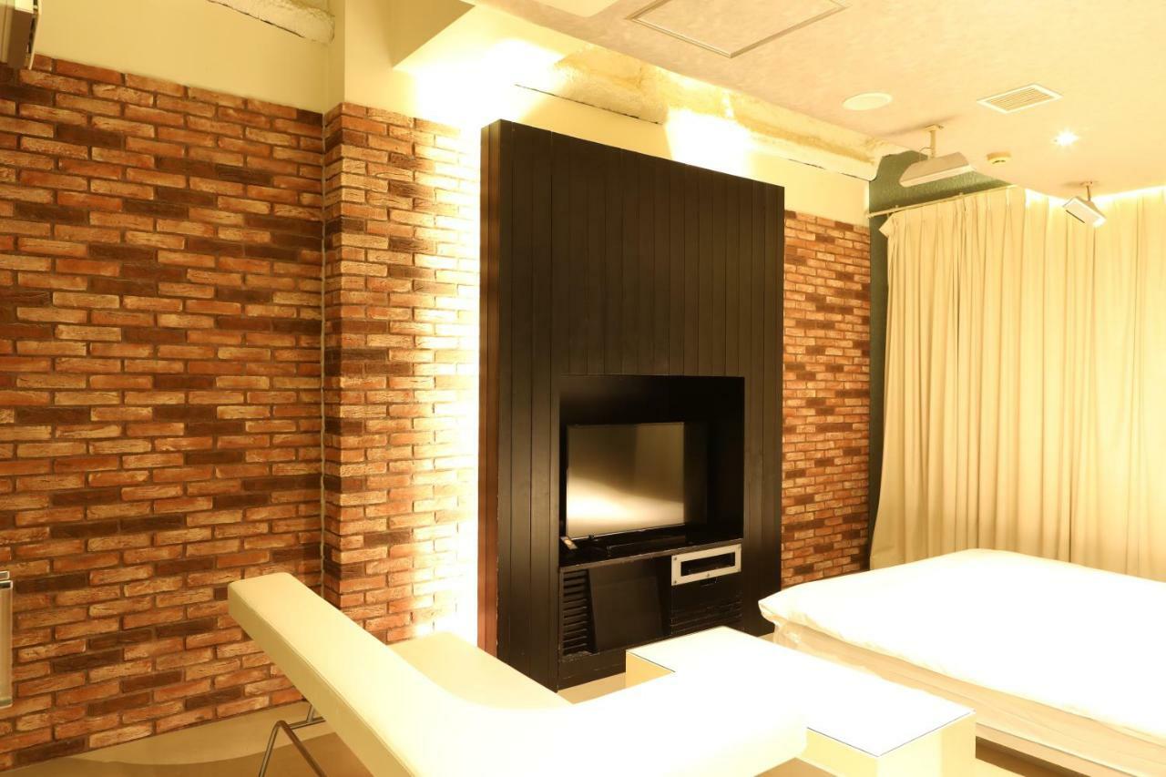 C-Hotel Affetto (Adults Only) Sapporo Extérieur photo